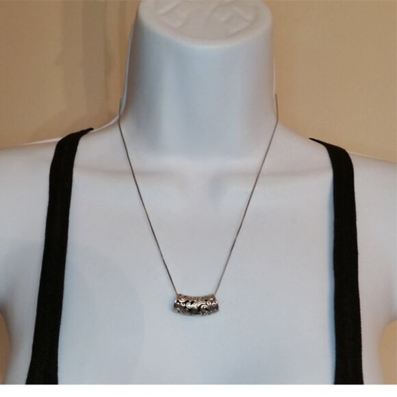 𝅺Sterling silver 925 fillagree slide charm scroll pendant chain necklace Italy - Picture 1 of 5